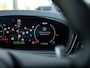 Porsche Cayenne 3.0 E-Hybrid | SPORTCHRONO | SPORTUITLAATEINDPIJPEN | PASM LUCHTVERING | MATRIX | BOSE | STOELVERWARMING | 18-WEG STOELEN | PANORAMA/SCHUIF-KANTELDAK | CAMERA | ELEKTR.TREKHAAK | ADAPTIEVE CRUISE CONTROL | 22 INCH 911 TURBO DESIGN |