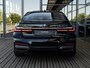 BMW 7-Serie 745Le xDrive High Executive | M-SPORT | BOWERS & WILKINS | TV SCHERMEN | STOELMASSAGE VOOR EN ACHTER | STOELVENTILATIE | INTEGRAL ACTIVE STEERING | SOFTCLOSE | HEAD-UP | SKY LOUNGE PANORAMADAK | 20 INCH |