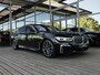 BMW 7-Serie 745Le xDrive High Executive | M-SPORT | BOWERS & WILKINS | TV SCHERMEN | STOELMASSAGE VOOR EN ACHTER | STOELVENTILATIE | INTEGRAL ACTIVE STEERING | SOFTCLOSE | HEAD-UP | SKY LOUNGE PANORAMADAK | 20 INCH |