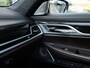 BMW 7-Serie 745Le xDrive High Executive | M-SPORT | BOWERS & WILKINS | TV SCHERMEN | STOELMASSAGE VOOR EN ACHTER | STOELVENTILATIE | INTEGRAL ACTIVE STEERING | SOFTCLOSE | HEAD-UP | SKY LOUNGE PANORAMADAK | 20 INCH |