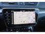 Skoda Superb Combi 1.4 TSI 218pk PHEV iV Sportline Business | SoH 96% | Trekhaak | Elektrisch Verstelbare Voorstoelen | Voorruit Verwarming | Stoelen Voor/Achter Verwarmd | Canton Audio