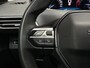 Peugeot 5008 1.2 PureTech Sport 7 Persoons (APPLE CARPLAY, GROOT NAVI, LEDER, 360 CAMERA, KEYLESS, SPORTSTOELEN, TREKHAAK, GETINT GLAS, NIEUWE APK, NIEUWSTAAT)