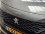 Peugeot 5008 1.2 PureTech Sport 7 Persoons (APPLE CARPLAY, GROOT NAVI, LEDER, 360 CAMERA, KEYLESS, SPORTSTOELEN, TREKHAAK, GETINT GLAS, NIEUWE APK, NIEUWSTAAT)