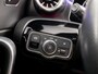 Mercedes-Benz A-klasse 200 AMG Sport Automaat 163Pk (PANORAMADAK, SFEERVERLICHTING, GROOT NAVI, WIDESCREEN, CAMERA, GETINT GLAS, SPORTSTOELEN, STOELVERWARMING, LEDER, NIEUWSTAAT)
