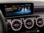 Mercedes-Benz A-klasse 200 AMG Sport Automaat 163Pk (PANORAMADAK, SFEERVERLICHTING, GROOT NAVI, WIDESCREEN, CAMERA, GETINT GLAS, SPORTSTOELEN, STOELVERWARMING, LEDER, NIEUWSTAAT)