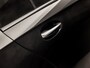 Mercedes-Benz A-klasse 200 AMG Sport Automaat 163Pk (PANORAMADAK, SFEERVERLICHTING, GROOT NAVI, WIDESCREEN, CAMERA, GETINT GLAS, SPORTSTOELEN, STOELVERWARMING, LEDER, NIEUWSTAAT)