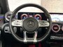 Mercedes-Benz A-klasse 200 AMG Sport 163Pk Automaat (SCHUIFDAK, SFEERVERLICHTING, GROOT NAVI, WIDESCREEN, CAMERA, GETINT GLAS, SPORTSTOELEN, STOELVERWARMING, LEDER, NIEUWSTAAT)
