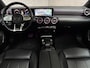 Mercedes-Benz A-klasse 200 AMG Sport 163Pk Automaat (SCHUIFDAK, SFEERVERLICHTING, GROOT NAVI, WIDESCREEN, CAMERA, GETINT GLAS, SPORTSTOELEN, STOELVERWARMING, LEDER, NIEUWSTAAT)