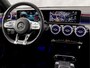 Mercedes-Benz A-klasse 200 AMG Sport Automaat 163Pk (PANORAMADAK, SFEERVERLICHTING, GROOT NAVI, WIDESCREEN, CAMERA, GETINT GLAS, SPORTSTOELEN, STOELVERWARMING, LEDER, NIEUWSTAAT)