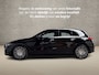 Mercedes-Benz A-klasse 200 AMG Sport 163Pk Automaat (SCHUIFDAK, SFEERVERLICHTING, GROOT NAVI, WIDESCREEN, CAMERA, GETINT GLAS, SPORTSTOELEN, STOELVERWARMING, LEDER, NIEUWSTAAT)