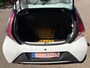 Toyota Aygo 1.0 VVT-i x 69PK Airco,Isofix,Bluetooth,ElektrRamen,Multi-Stuur,Radio/Cd-Speler,Lmv,Usb,Led