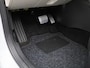 Renault Captur 1.2 TCe Initiale Paris Automaat | Apple/Android Play | Camera | Cruise | Dodehoek | Keyless | LED | Leder | Navi | Stoel Verwarming | 12 Maand BOVAG Garantie! |