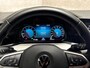 Volkswagen Golf 1.0 TSI Sportline Automaat (APPLE CARPLAY, GROOT NAVI, CAMERA, GETINT GLAS, SPORTSTOELEN, SFEERVERLICHTING, LANE ASSIST, ADAPTIVE CRUISE, NIEUWSTAAT)