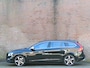 Volvo V60 2.0 T4 Bus. Sport 12 MND garantie Xenon / Trekhaak / Navi