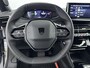 Peugeot e-2008 EV Allure Avantage 54 kWh | Accu 98% | Dodehoek detectie | Navigatie | Climate control | Drive assist |