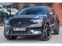 Volvo XC40 2.0 B4 PLUS BLACK EDITION