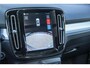 Volvo XC40 2.0 B4 PLUS BLACK EDITION