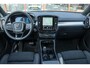 Volvo XC40 2.0 B4 PLUS BLACK EDITION