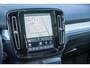 Volvo XC40 2.0 B4 PLUS BLACK EDITION