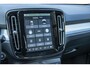Volvo XC40 2.0 B4 PLUS BLACK EDITION