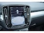 Volvo XC40 2.0 B4 PLUS BLACK EDITION