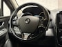 Renault Clio 0.9 TCe Dynamic Sport (NAVIGATIE, CRUISE, LM VELGEN, SPORTSTOELEN, PARKEERSENSOREN, BLUETOOTH, NIEUWE APK, NIEUWSTAAT)
