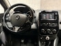 Renault Clio 0.9 TCe Dynamic Sport (NAVIGATIE, CRUISE, LM VELGEN, SPORTSTOELEN, PARKEERSENSOREN, BLUETOOTH, NIEUWE APK, NIEUWSTAAT)