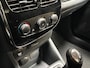 Renault Clio 0.9 TCe Dynamic Sport (NAVIGATIE, CRUISE, LM VELGEN, SPORTSTOELEN, PARKEERSENSOREN, BLUETOOTH, NIEUWE APK, NIEUWSTAAT)