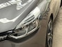 Renault Clio 0.9 TCe Dynamic Sport (NAVIGATIE, CRUISE, LM VELGEN, SPORTSTOELEN, PARKEERSENSOREN, BLUETOOTH, NIEUWE APK, NIEUWSTAAT)