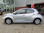 Toyota Yaris 1.5 Hybrid STYLE TREKHAAK PARK-SENSOREN STOELVERW BLIND SPOT KEYLESS APPLE/ANDROID LED CLIMA AD-CRUISE 15'' LM-VELGEN
