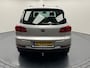 Volkswagen Tiguan 1.4 TSi Sport&Style Trekhaak-Navigatie-Cr.contr-Clima-Parkeersensoren-Stoelverwarming-Lm17''velgen