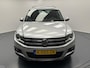 Volkswagen Tiguan 1.4 TSi Sport&Style Trekhaak-Navigatie-Cr.contr-Clima-Parkeersensoren-Stoelverwarming-Lm17''velgen