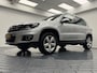 Volkswagen Tiguan 1.4 TSi Sport&Style Trekhaak-Navigatie-Cr.contr-Clima-Parkeersensoren-Stoelverwarming-Lm17''velgen