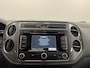 Volkswagen Tiguan 1.4 TSi Sport&Style Trekhaak-Navigatie-Cr.contr-Clima-Parkeersensoren-Stoelverwarming-Lm17''velgen