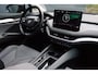 Skoda Enyaq iV 60 | Origineel NL | Trekhaak | Schuifdak | € 14.900 netto | SoH 89% |