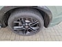 Volkswagen Tiguan 1.5 eHybrid R-Line Business Lederen bekleding met elektrische stoelverstelling + geheugen + ventilatie + verwarming, black style, comfort plus, trekhaak, multimedia pakket plus met o.a. harman en kardon  head up display, assistentie pakket plus met rondom zicht camera, design met LED matrix