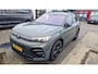 Volkswagen Tiguan 1.5 eHybrid R-Line Business Lederen bekleding met elektrische stoelverstelling + geheugen + ventilatie + verwarming, black style, comfort plus, trekhaak, multimedia pakket plus met o.a. harman en kardon  head up display, assistentie pakket plus met rondom zicht camera, design met LED matrix