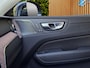 Volvo XC60 2.0 T6 Plug-in hybrid AWD Ultimate Dark | Luchtvering | Trekhaak | 360 Cam | Stoelventilatie | Pano | Memory
