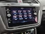 Volkswagen Tiguan 1.4 TSI eHybrid Elegance | Trekhaak | Camera | CarPlay | Adaptive Cruise | Stoelverwarming |
