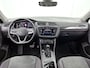 Volkswagen Tiguan 1.4 TSI eHybrid Elegance | Trekhaak | Camera | CarPlay | Adaptive Cruise | Stoelverwarming |