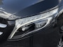 Mercedes-Benz V-klasse 300d Lang DC Avantgarde Edition | 360°-camera | Stoelventilatie | Burmester | Trekhaak | 19-inch | Full-LED | Elektrische schuifdeuren + achterklep | Stoelverwarming | Dodehoek detectie