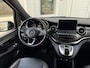 Mercedes-Benz V-klasse 300d Lang DC Avantgarde Edition | 360°-camera | Stoelventilatie | Burmester | Trekhaak | 19-inch | Full-LED | Elektrische schuifdeuren + achterklep | Stoelverwarming | Dodehoek detectie