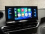 Peugeot 5008 1.2 PureTech Allure Sport 7 Persoons (APPLE CARPLAY, GROOT NAVI, STOELVERWARMING, LEDER, 360 CAMERA, SPORTSTOELEN, LANE ASSIST, GETINT GLAS, CRUISE, NIEUWSTAAT)