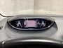 Peugeot 5008 1.2 PureTech Allure Sport 7 Persoons (APPLE CARPLAY, GROOT NAVI, STOELVERWARMING, LEDER, 360 CAMERA, SPORTSTOELEN, LANE ASSIST, GETINT GLAS, CRUISE, NIEUWSTAAT)