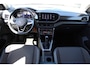 Volkswagen T-Cross 1.0 TSI DSG-automaat Style | Trekhaak | LED | Camera