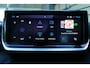 Peugeot e-2008 EV 54KWH ALLURE AVANTAGE AUTOMAAT / NAVI / CLIMA / CAMERA V+A / 17"LMV / KEYLESS / 8 JAAR GARANTIE / FULL-LED / PDC / ADAPT. CRUISECONTROL / 1E EIGENAAR / SCHITTERENDE STAAT !!
