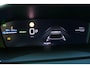 Peugeot e-2008 EV 54KWH ALLURE AVANTAGE AUTOMAAT / NAVI / CLIMA / CAMERA V+A / 17"LMV / KEYLESS / 8 JAAR GARANTIE / FULL-LED / PDC / ADAPT. CRUISECONTROL / 1E EIGENAAR / SCHITTERENDE STAAT !!