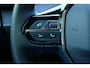 Peugeot e-2008 EV 54KWH ALLURE AVANTAGE AUTOMAAT / NAVI / CLIMA / CAMERA V+A / 17"LMV / KEYLESS / 8 JAAR GARANTIE / FULL-LED / PDC / ADAPT. CRUISECONTROL / 1E EIGENAAR / SCHITTERENDE STAAT !!