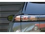 Peugeot e-2008 EV 54KWH ALLURE AVANTAGE AUTOMAAT / NAVI / CLIMA / CAMERA V+A / 17"LMV / KEYLESS / 8 JAAR GARANTIE / FULL-LED / PDC / ADAPT. CRUISECONTROL / 1E EIGENAAR / SCHITTERENDE STAAT !!