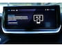 Peugeot e-2008 EV 54KWH ALLURE AVANTAGE AUTOMAAT / NAVI / CLIMA / CAMERA V+A / 17"LMV / KEYLESS / 8 JAAR GARANTIE / FULL-LED / PDC / ADAPT. CRUISECONTROL / 1E EIGENAAR / SCHITTERENDE STAAT !!